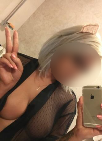 Escort Torino (Turin): TANTO PIACERE SONO PRESENTATO, DELIZIOSO CON POSE CARINE SENZA OBBLIGO